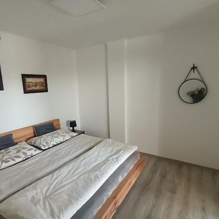 Apartman-Znojmo Kültér fotó